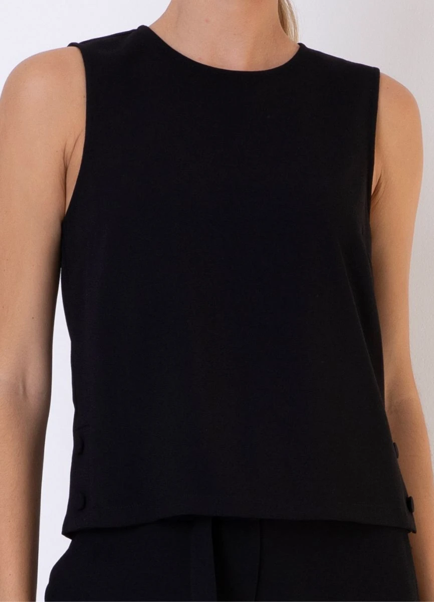 BLUSA CREPE SEM MANGA - Preto