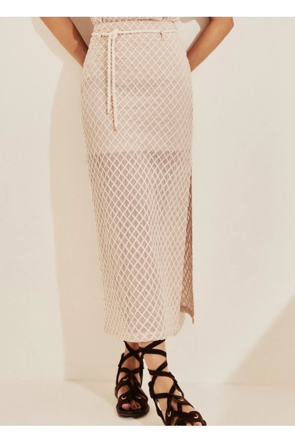 SAIA CHIFFON BORDADA - Rosa