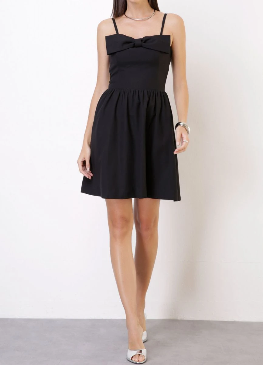 VESTIDO CREPE CURTO - Preto