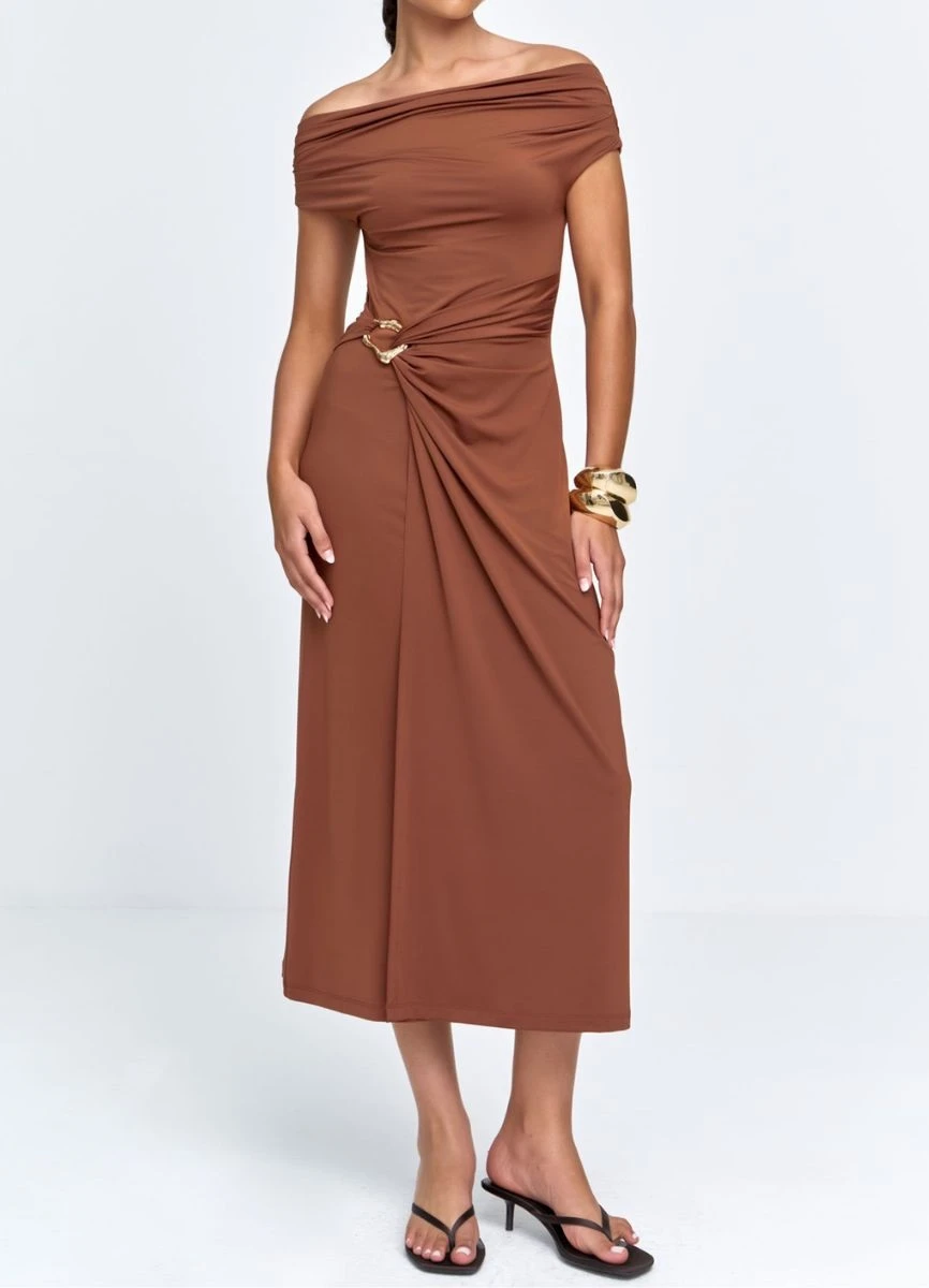 VESTIDO MALHA OMBRO A OMBRO - Chocolate