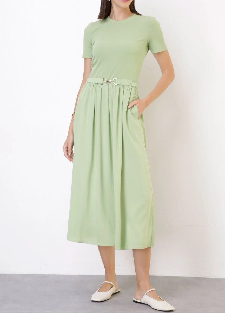 VESTIDO VISCOCREPE - Verde